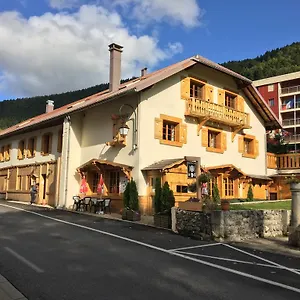 Relais Mont Jura Adults Only Couette-café